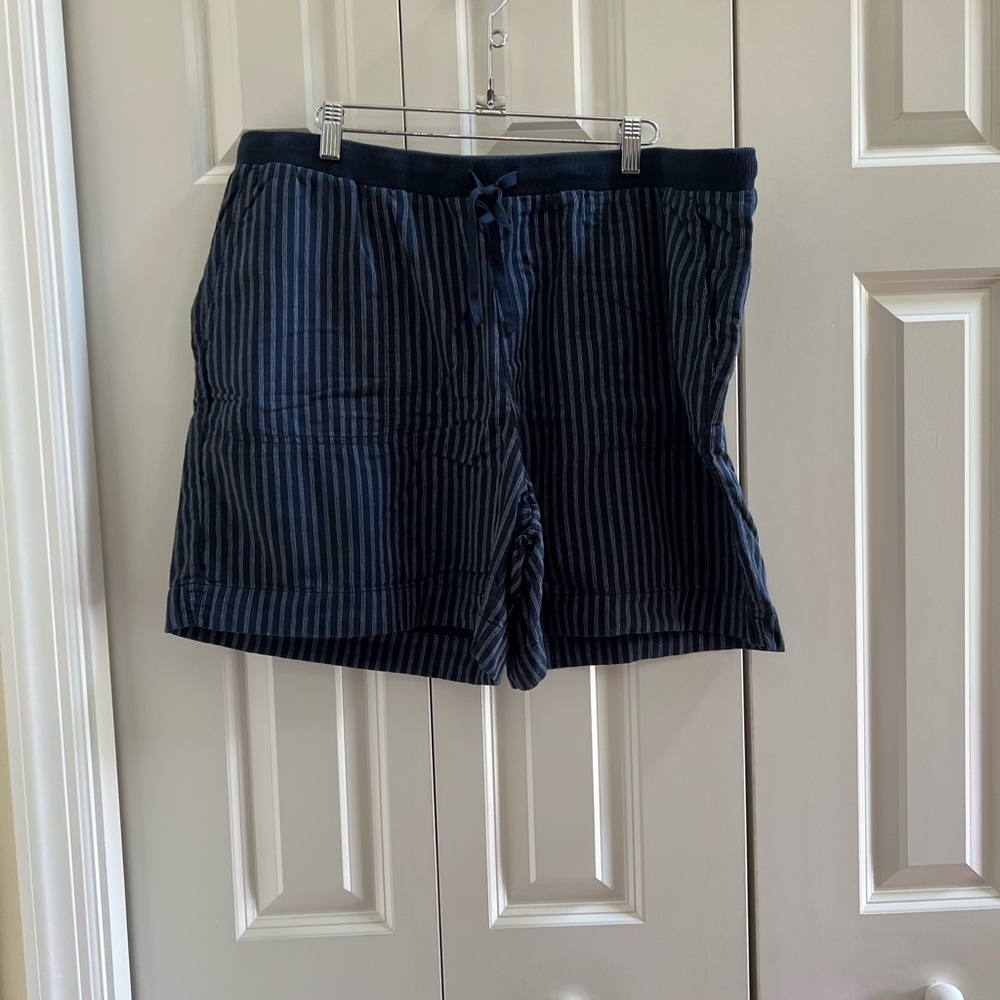 J. Jill Blue and White Shorts with Striped Design - Size XL - Picture 2 of 8